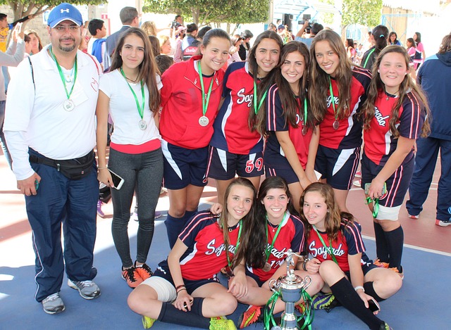 不止一次的 不止一次的