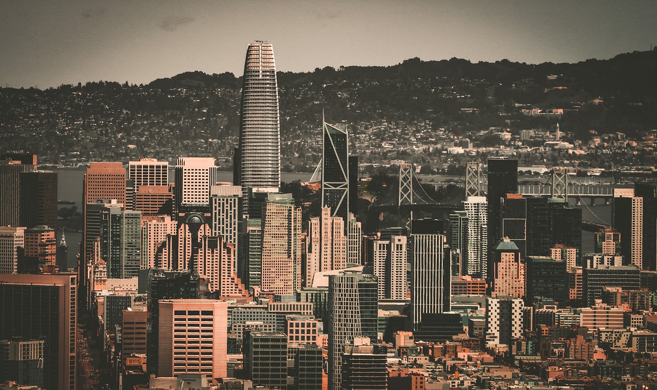 世预赛前瞻：国足主场迎战澳大利亚，伊万科维奇能否出奇制胜？.