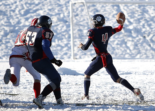 将皮球奋力 将皮球奋力